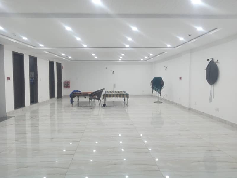 8 Marla Brand New Ground Mezzanine+ Basement Floors For Rent in DHA Lahore Phase 8 Broadway 7