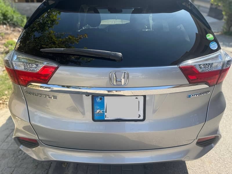 Honda Fit Shuttle Hybrid 2018/22 3