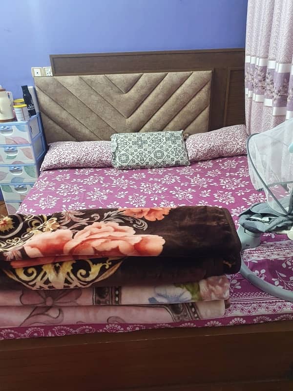 wooden bed slightly used 4