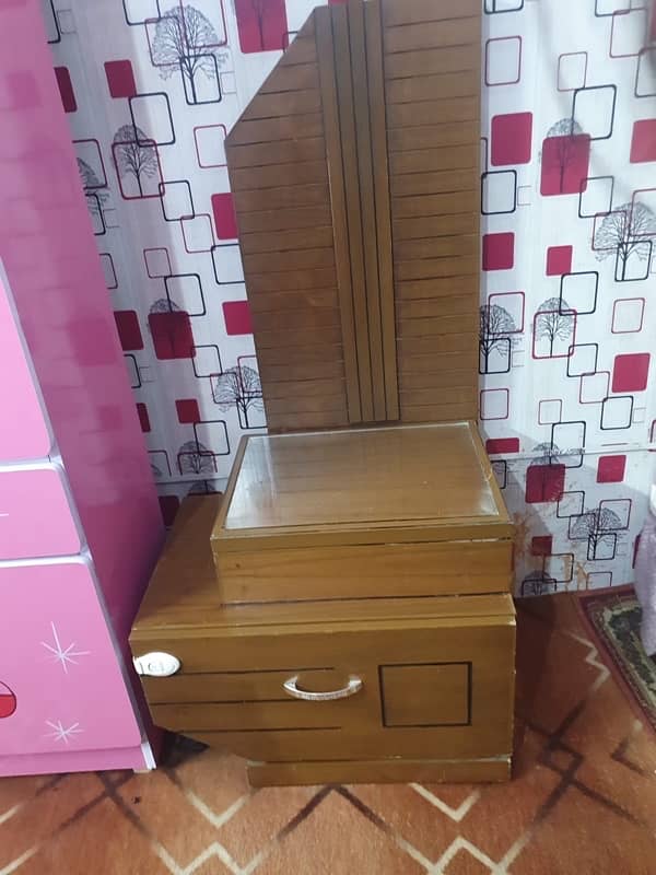 wooden bed slightly used 8