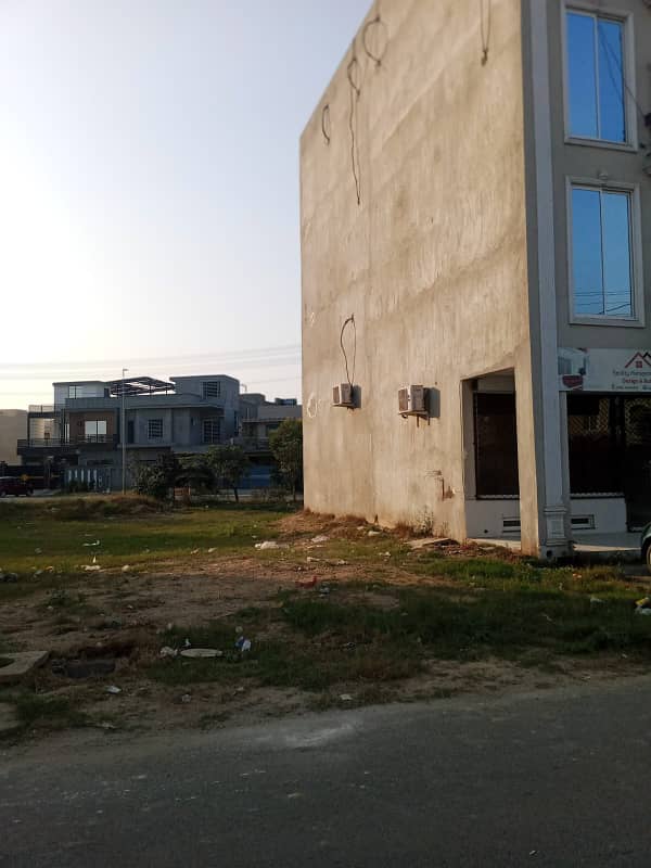 Commercial Plot For Sale In Orchard Block Paragon City Lahore 4