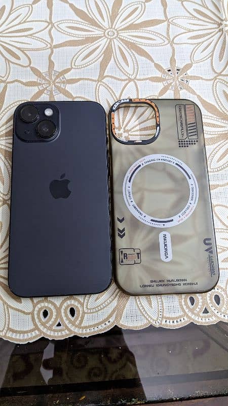 iphone 15 10/10 condition 2