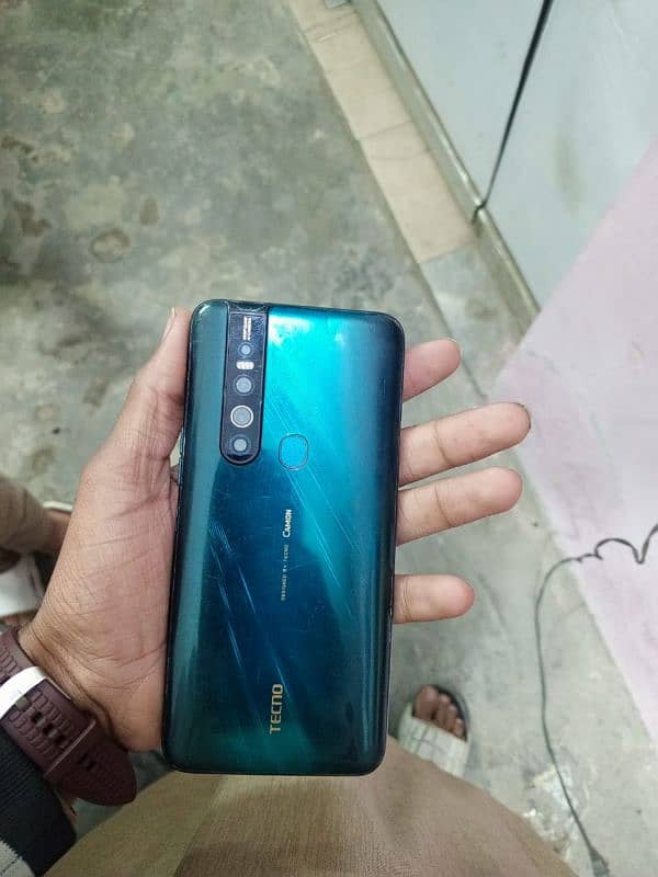 Tecno camon 15Pro 4