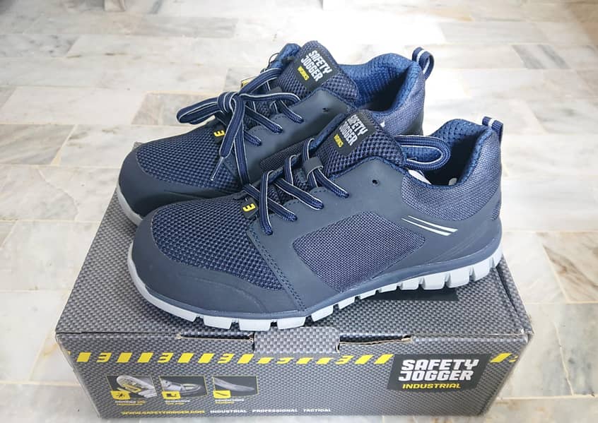 Safety Shoes by Safety Jogger 1