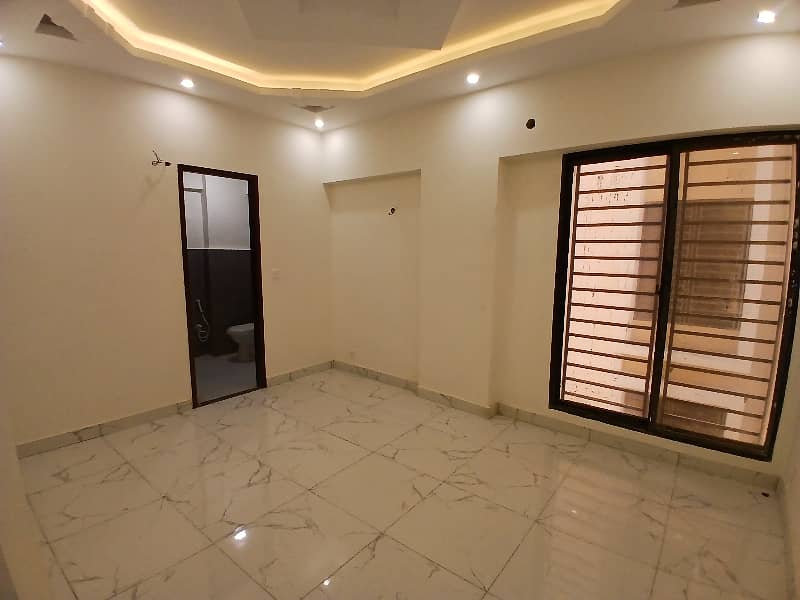 4 BED DRAWING DINNING WEST OPEN BRAND NEW FLAT FOR RENT IN JAUHAR 10