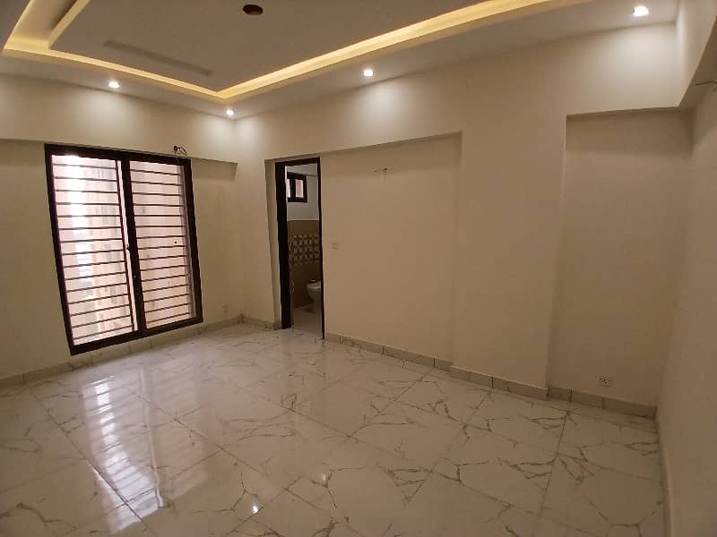 4 BED DRAWING DINNING WEST OPEN BRAND NEW FLAT FOR RENT IN JAUHAR 15