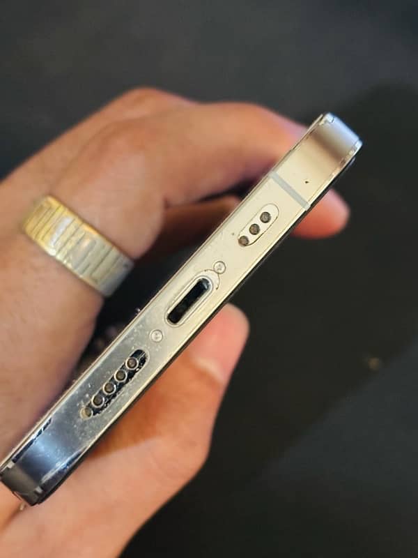 iPhone 12 Pro Factory Unlock NON-PTA 5