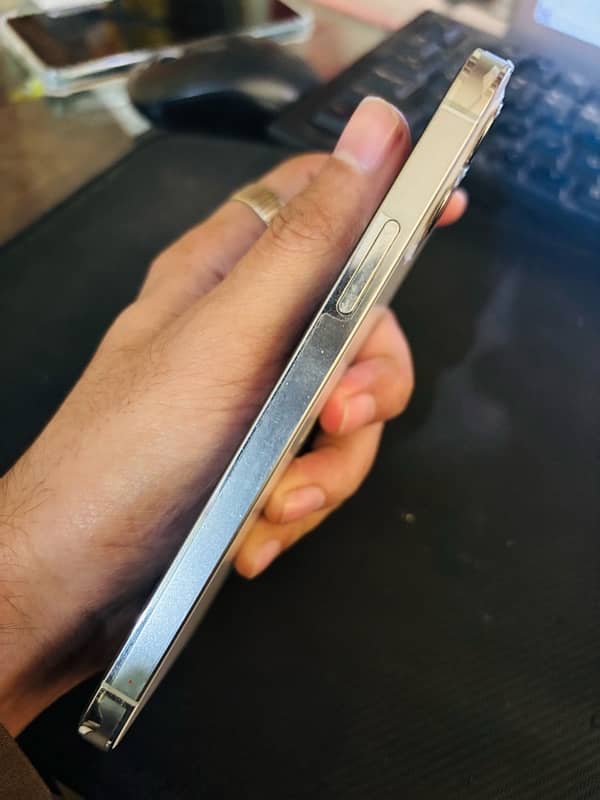 iPhone 12 Pro Factory Unlock NON-PTA 7