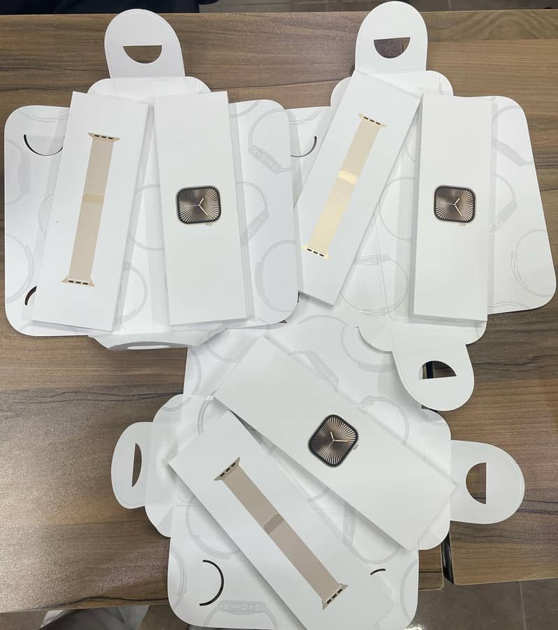 APPLE WATCH SERIES 10 46MM GOLD TITANIUM MILNESS LOOP BOX PACK SEALED 0