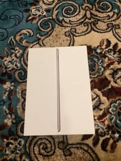 apple 9 generation 64 gb brand new condition with charger