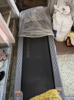 treadmill machine urgent sale