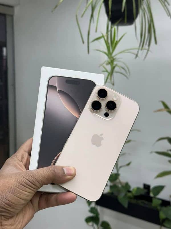 i Phone 8plus, 11,12,13,14,15 pro max on instalment Whatsap 3062623924 5