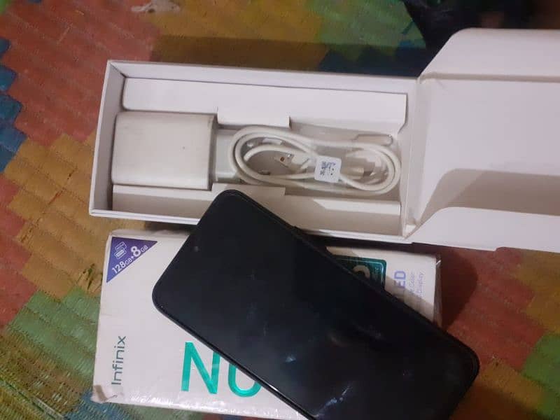infinix note 12G96 8/128 2