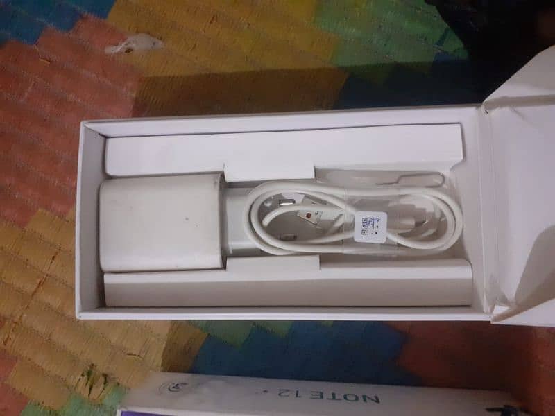 infinix note 12G96 8/128 3