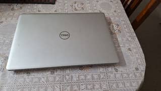 Dell Inspiron 15 8th Gen i7 4GB Graphics card