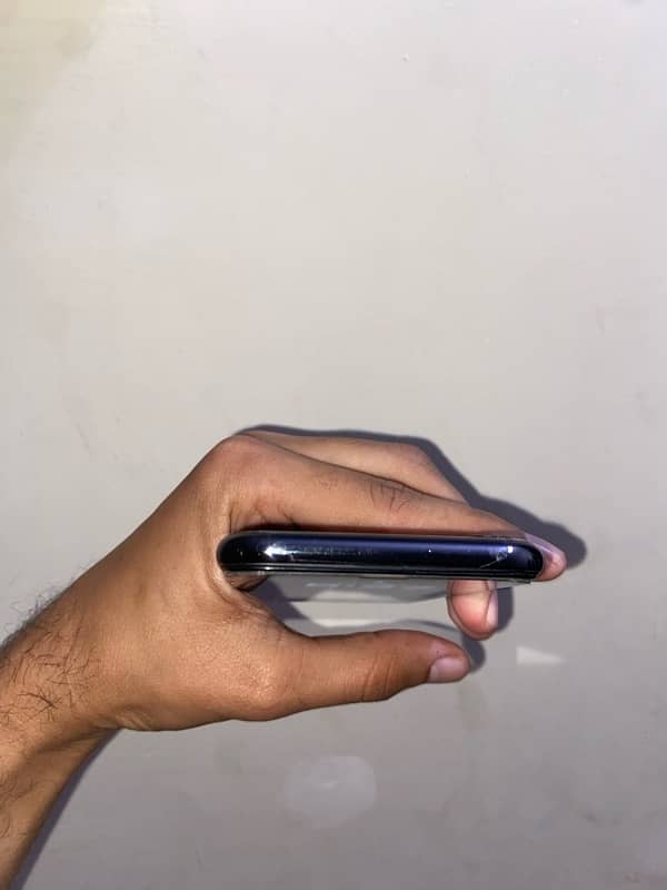 iPhone X Non PTA 3