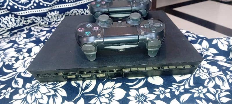 Sony PS4 slim edition 500 GB 4