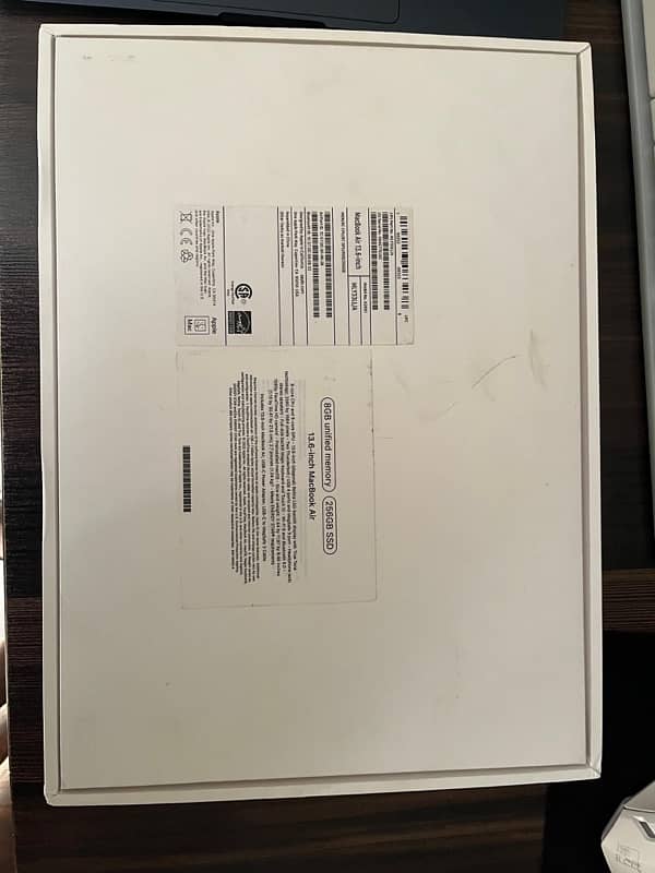 MAC BOOK AIR M2 2022 5