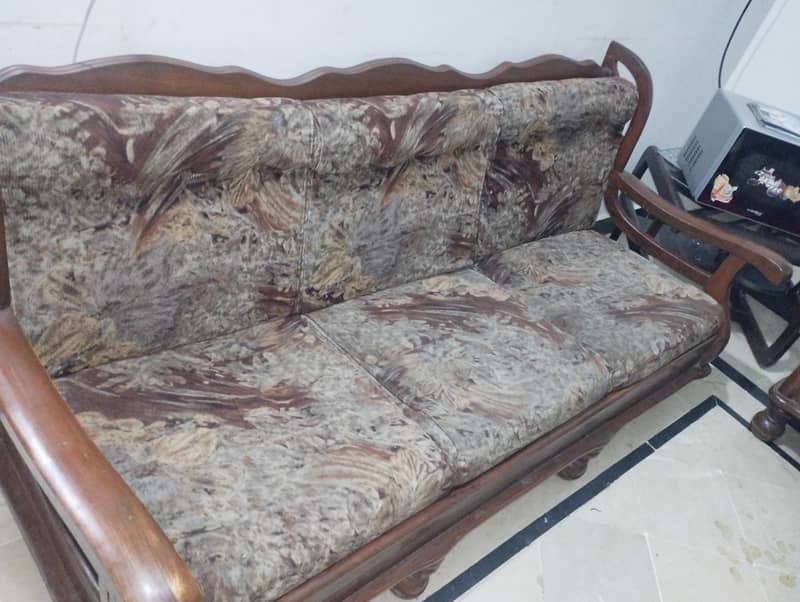 5 Seater Sofa 1