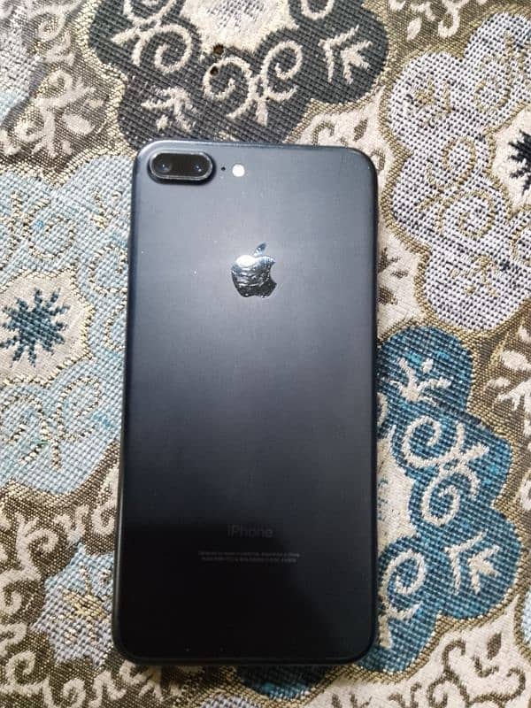 I phone 7 plus 64 Gb nan pta 10 by 10 all ok ha number 03197425284 2