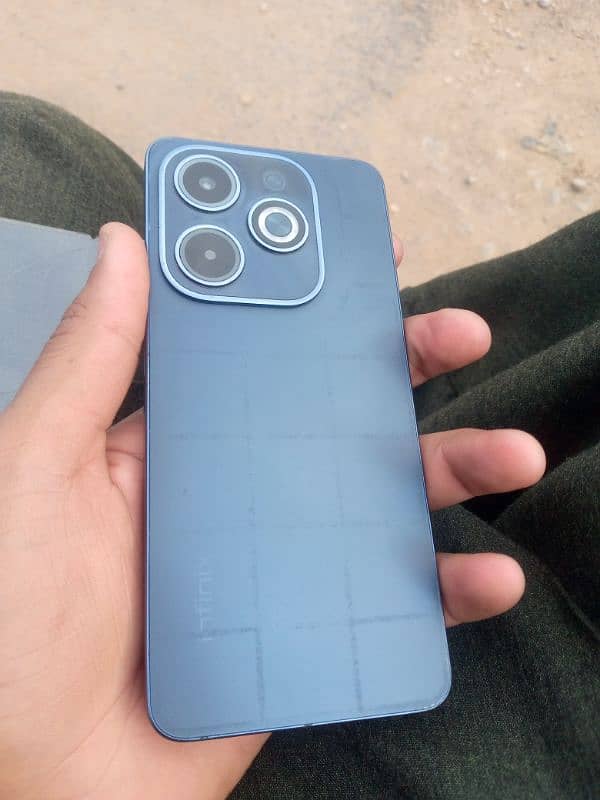 Infinix hot 40i   8+8/128 with box 5