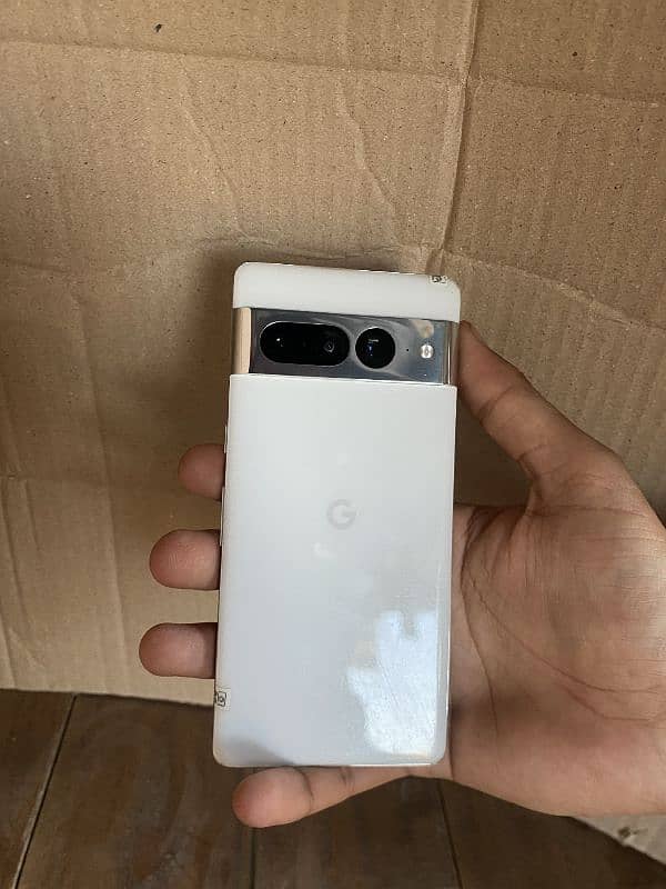 Google Pixel 7 pro ( CAMERA BEAST) 0