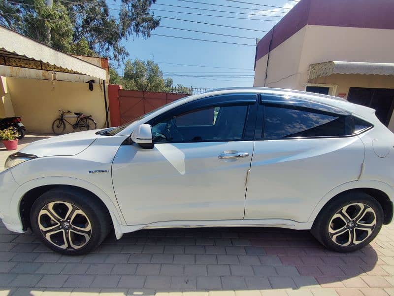 Honda Vezel 2018 12