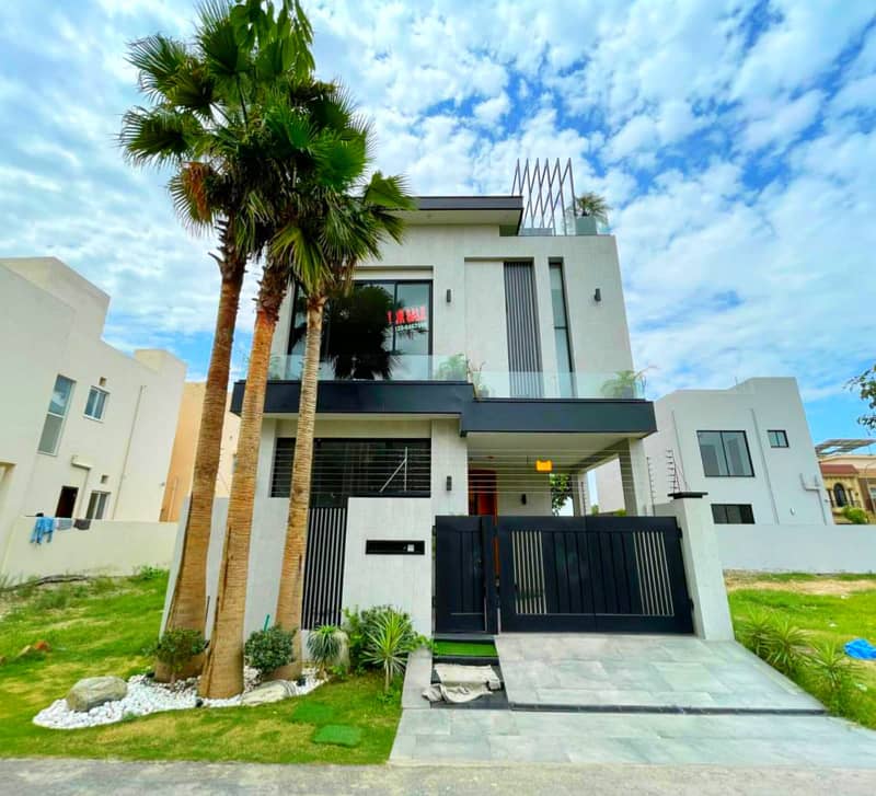 5 Marla full house available for rent in dha phase 9 town very good location 0