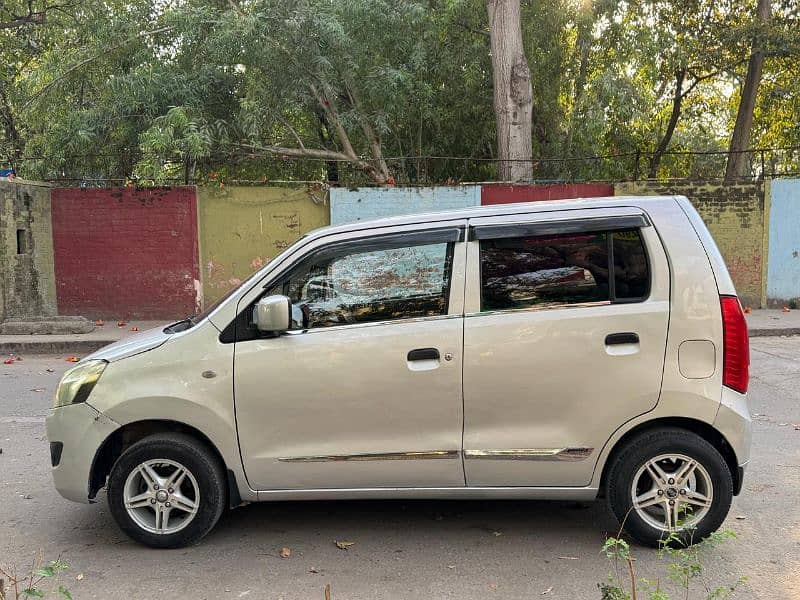 Suzuki Wagon R 2017 9