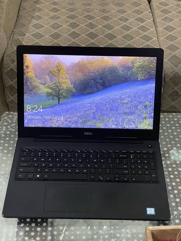 Dell lattitude (3590) 8GB/ 1TB 5