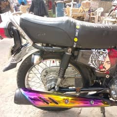 Honda 125 2006 Model Kagaz poore hn bayomatric bi h