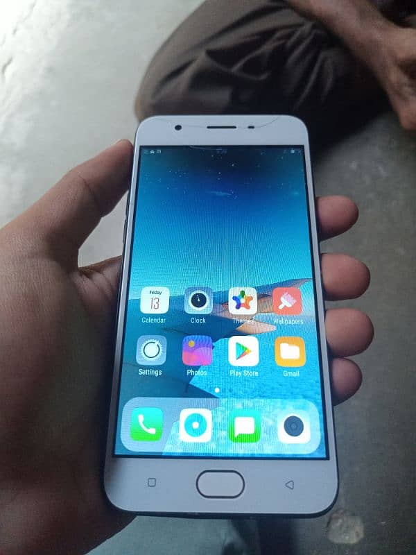 Oppo A57 4/64 pta aproved kone se glass crack h 2