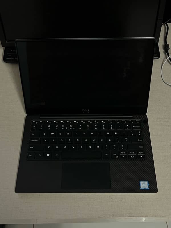 DELL XPS 13 Laptop 1