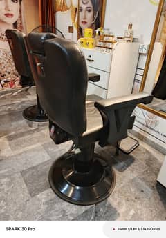 Salon chairs 2 pc