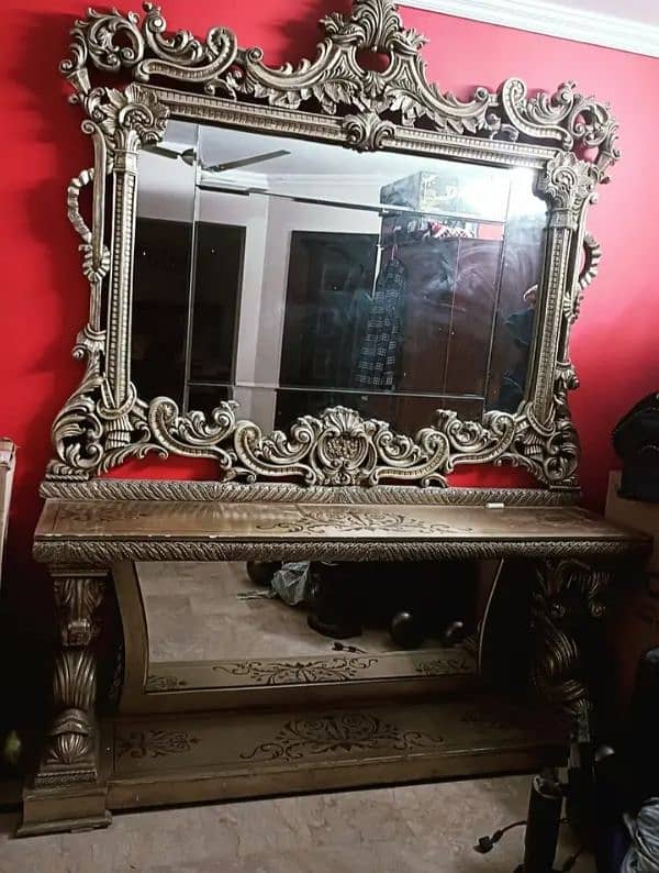 Golden Console With Mirror 1