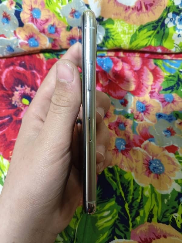 iphone 11 pro (Dual sim PTA approved) (256gb) 4