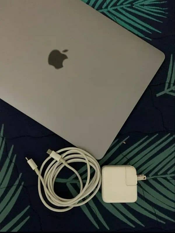 apple macbook air 2018 0