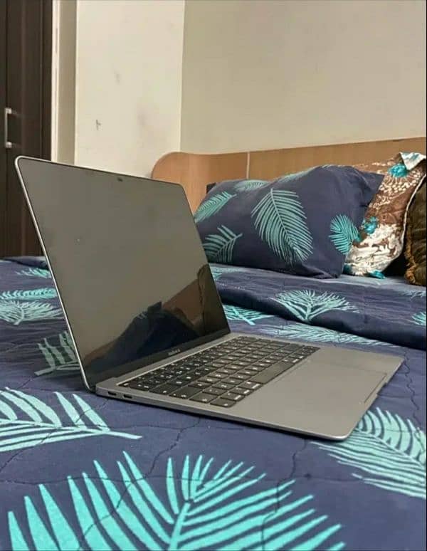 apple macbook air 2018 4