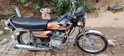 Honda 125 Blcak Color 2022