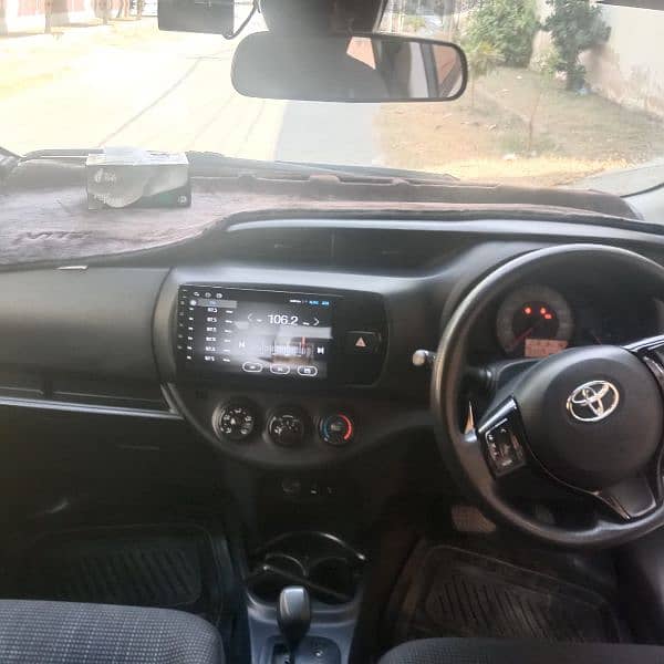 Toyota Vitz 2019 3