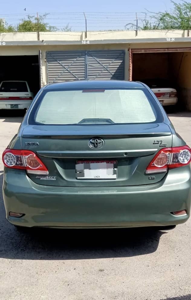 Toyota Corolla GLI 1.6 Automatic 2012 1