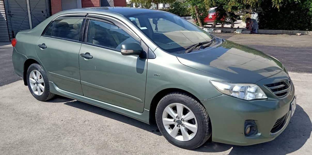 Toyota Corolla GLI 1.6 Automatic 2012 3