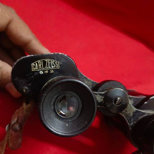 Binocular . CARL ZEISS JENA . 842 1