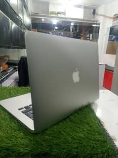 Apple Macbook air