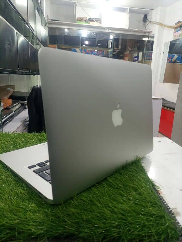 Apple Macbook air 0