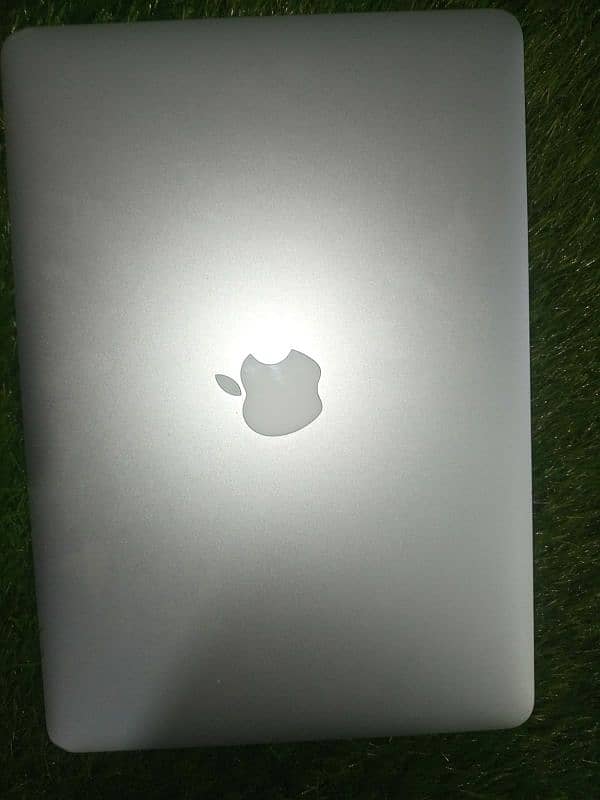 Apple Macbook air 7