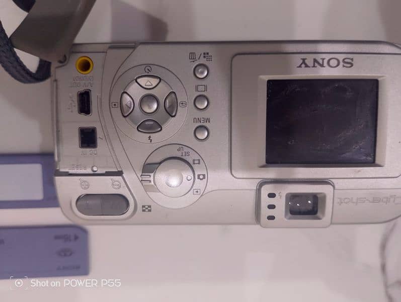 Sony cyber. shot 3.2 megapixels 7