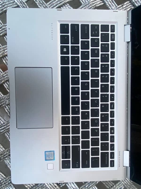 HP Elitebook x360 1030 G2 8