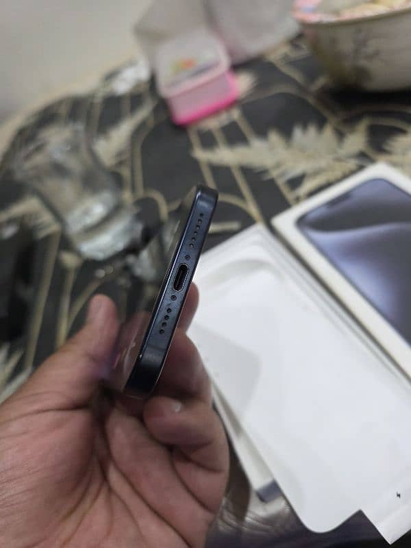 Iphone 15 pro max Complete Box 5