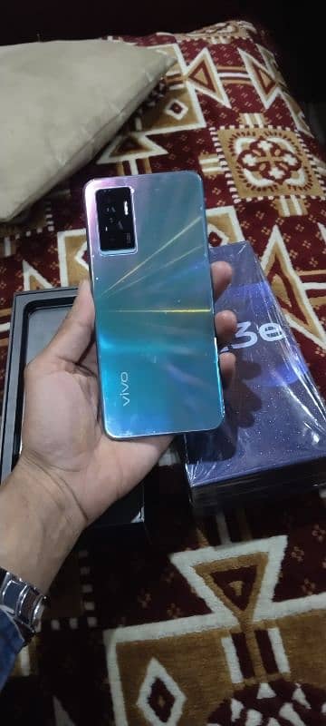 vivo v23e 8+256 with box+charge 3